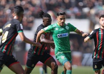 الرجاء يتوج بلقب كأس العرش بعد فوزه على الجيش الملكي