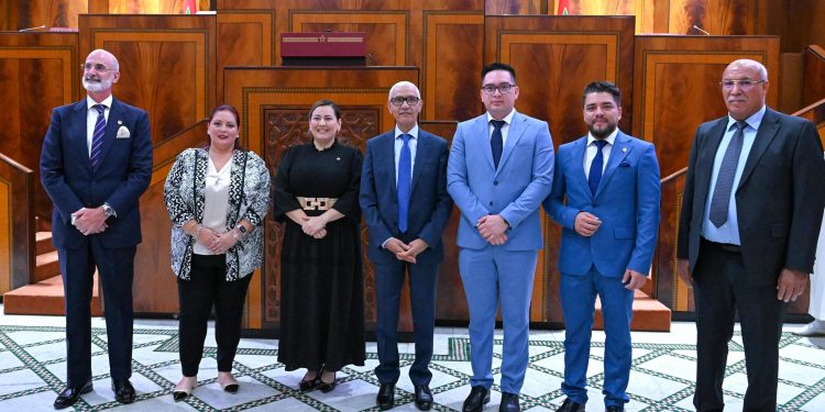 راشيد الطالبي العلمي يجري مباحثاث مع وفد من الجمعية التشريعية للسلفادور