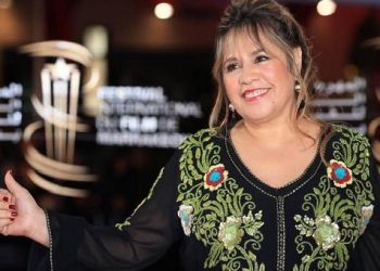 آمال الثمار تعود للشاشة المغربية بعد غياب طويل في فيلم بنت الفقيه