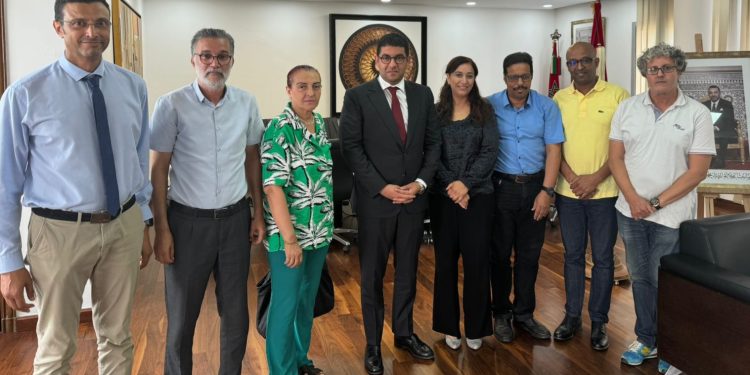 وزير الثقافة يستقبل المكتب الوطني لشبكة المقاهي الثقافية