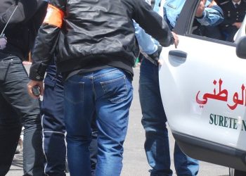 أمن أكادير يوقف شخصين متلبسين بترويج المخد_رات