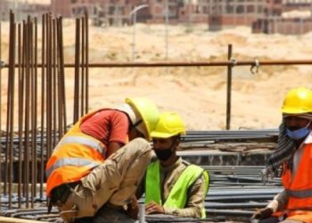نقابة تدخل على خط حماية فئة واسعة من العمال من التعرض المباشر للحرارة