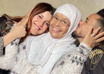 حسن غونزاليس يطلب من متابعيه الدعاء لوالدته