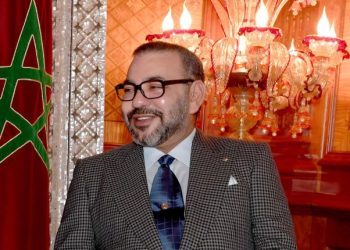 الملك محمد السادس يستقبل بتطوان البطل الأولمبي سفيان البقالي