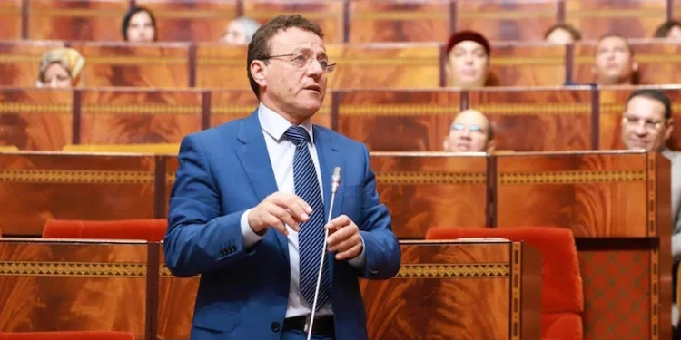 عبد الجليل: تطبيقات النقل بالمغرب مخالفة للقوانين