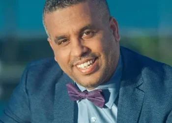 عبد الفتاح جوادي يدخل على خط هجرة الشباب من الفنيدق