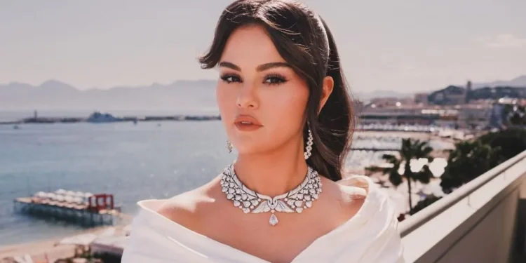 سيلينا غوميز تكشف سبب منعها من الحمل والإنجاب