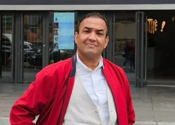 بسبب الكتب المدرسية رشيد الوالي يهاجم المسؤولين