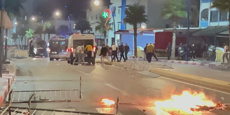 أحداث الفنيدق تجر أخنوش للمساءلة البرلمانية