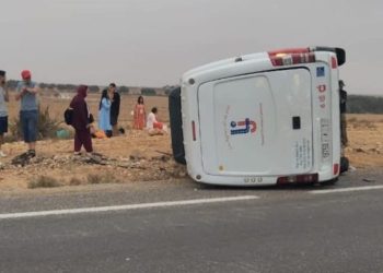 إصابة 18 شخصا بعد انقلاب لحافلة بتزنيت
