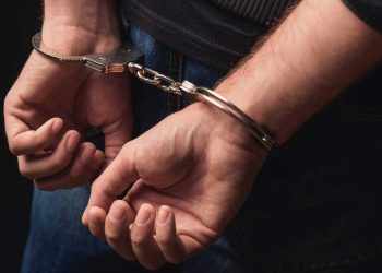 القبض على فنان شهير بسبب المخدرات