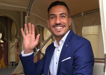 الكوميدي يسار لمغاري يواجه صعوبة في أمريكا