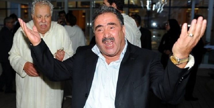 برلماني يتعرض لطعنات بالسلاح الأبيض