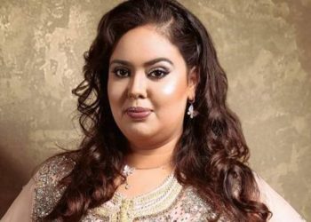 سكينة درابيل تشارك لحظات مؤثرة مع نجلها