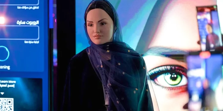 أول “روبوت”..سارة مغنية سعودية في Arab got Talent