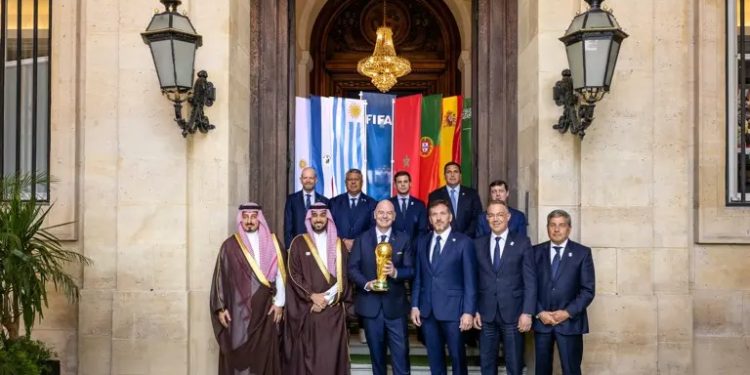 الفيفا يعقد اجتماعاً استثنائياً لتأكيد هوية الدول المستضيفة لمونديالي 2030 و2034