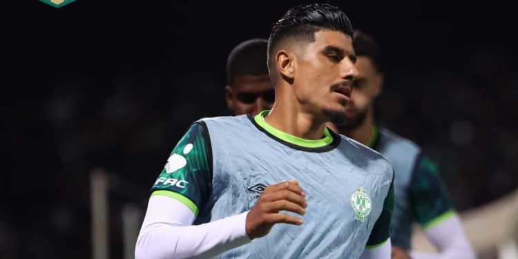 غياب المدافع خفيفي عن الرجاء أمام المغرب الفاسي