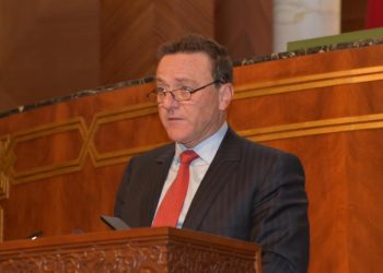 تسرب مياه الأمطار يجر محمد عبد الجليل للمساءلة البرلمانية
