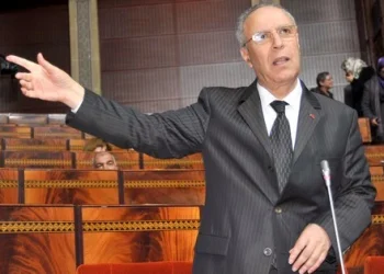 فريق برلماني يطالب بالتحقيق في صفقات الأوقاف