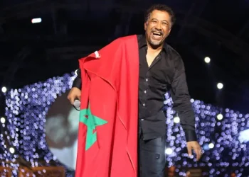 بعد إحيائه حفلا بالمغرب..الجزائريون يهاجمون “الشاب خالد”