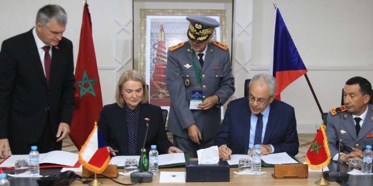 المغرب يوقع اتفاقيتين للتعاون في المجال العسكري مع التشيك وأذربيجان