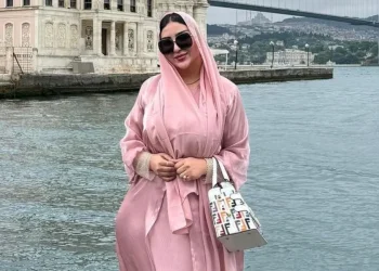 صوفيا أولحيان تفاجئ متابعيها بمدينة الدارالبيضاء