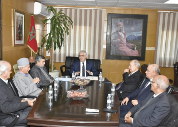 نزار بركة يجتمع مع أعضاء لجنة الأخلاقيات والسلوك بحزب الاستقلال