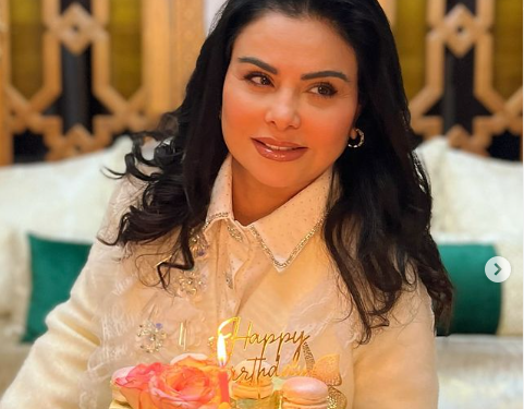 وسط أجواء عائلية..الفنانة لطيفة رأفت تحتفل بعيد ميلادها الـ59