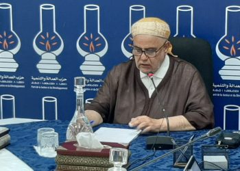 “البيجدي” يطالب الحكومة بالتراجع عن المقتضيات غير الدستورية