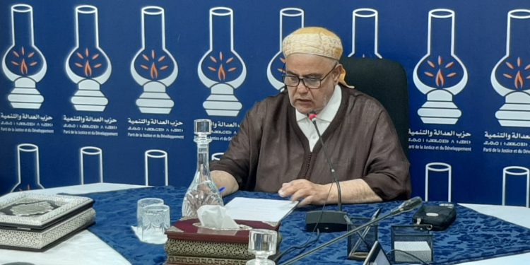 “البيجدي” يطالب الحكومة بالتراجع عن المقتضيات غير الدستورية