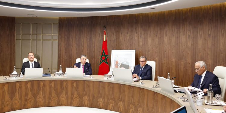 أخنوش يترأس اجتماعا لمناقشة تفعيل قانون العقوبات البديلة