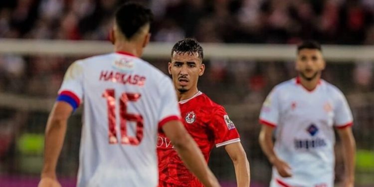 الوداد يحقق فوزا بشق الأنفس على الفتح في ٱخر لحظات المباراة