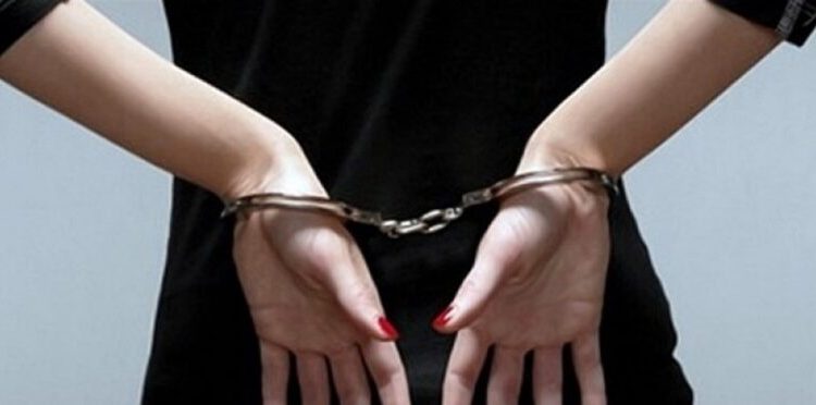 توقيف متزوجة وعشيقها متلبسين بالخيانة الزوجية