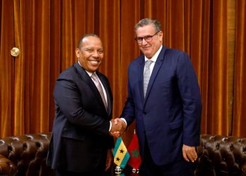 أخنوش يعقد مباحثات مع الوزير الأول بجمهورية ساو تومي وبرينسيب الديمقراطية