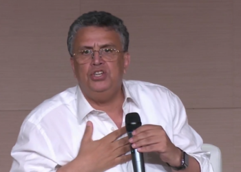 من القاهرة.. وهبي يدعو وزراء العدل العرب للتصدي لشبكات التواصل الإجتماعي