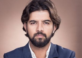 عمر لطفي يكشف عن موعد عرض الفيلم المغربي “أبي لم يمت”
