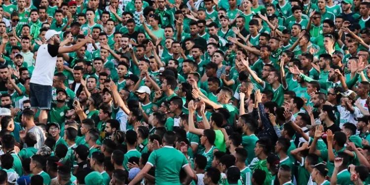 جمهور الرجاء ممنوع من التنقل لبركان