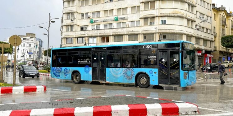 حافلة تودي بحياة شاب بطنجة