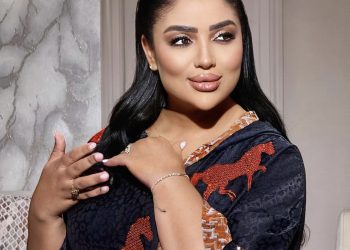 الموت يفجع المغنية الشعبية أميمة باعزية في والدتها