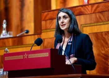 نادية فتاح مدعوة للمساءلة البرلمانية بسبب تسقيف ثلاثين سنة