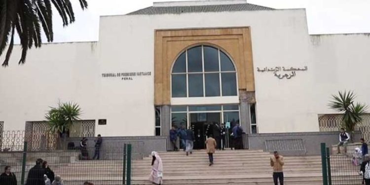 السفارة الروسية تدخل على خط ديبلوماسي البيضاء