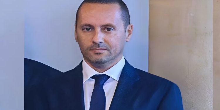 غياب دواء خاص بمرضى القلب يسائل أمين التهراوي