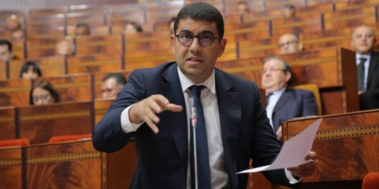 بنسعيد يتهم البيجدي بترويج الأخبار الزائفة داخل البرلمان