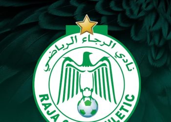 الرجاء يتخذ قرارات حاسمة متعلقة بتسيير النادي