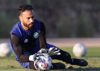 لهذا السبب أنس الزنيتي يغيب عن الرجاء أمام إتحاد تواركة
