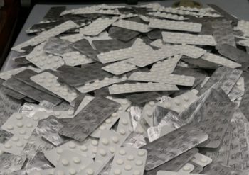 إجهاض عملية ترويج 4988 قرصا مهلوسا بسلا