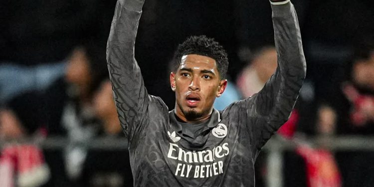 أنشيلوتي متخوف من غياب أربع لاعبين عن ريال مدريد
