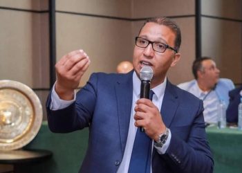 عادل هالا يواجه حملة المطالبة بإستقالته من منصب الرئاسة