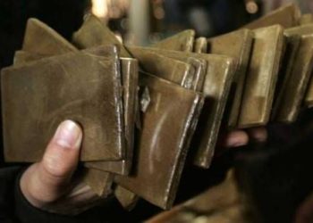 إيقاف عشريني وحجز 99 صفيحة من “الحشيش” في طانطان
