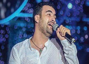 نصر مكري يروج لألبومه الجديد “البركة بقات”